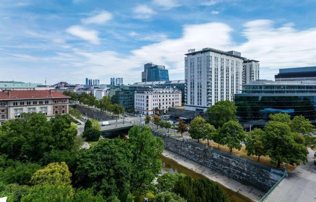 Transfert vers Vienna Airport Transfer to Hilton Vienna Park